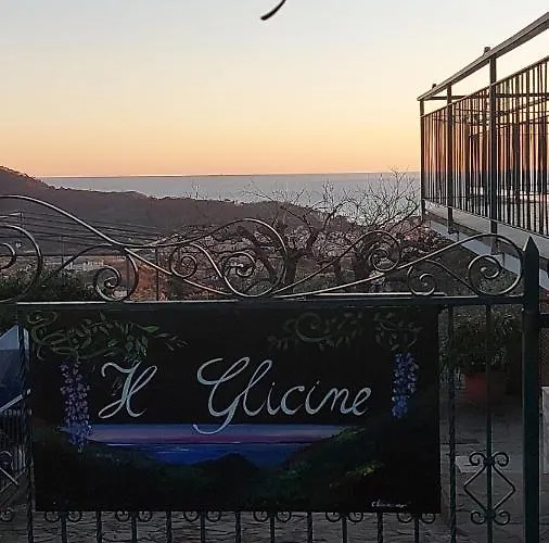 Il Glicine Σέστρι Λεβάντε